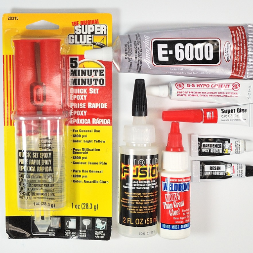 Applications for Gorilla Glue and Super Glue