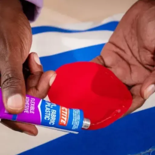 Best Glue for Fabric to Plastic? Adhesives & Techniques