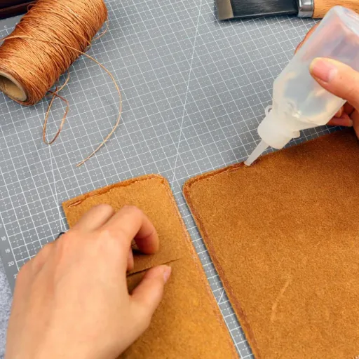Best Glue for Leather: Gluing Leather to Leather Guide