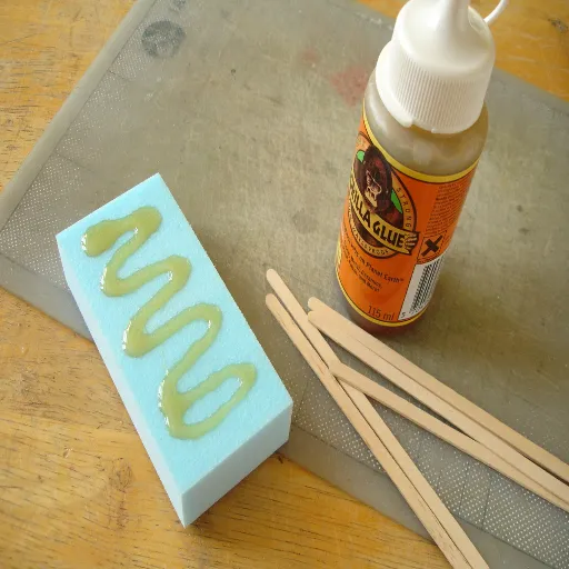 Choosing the Right Glue for Foam