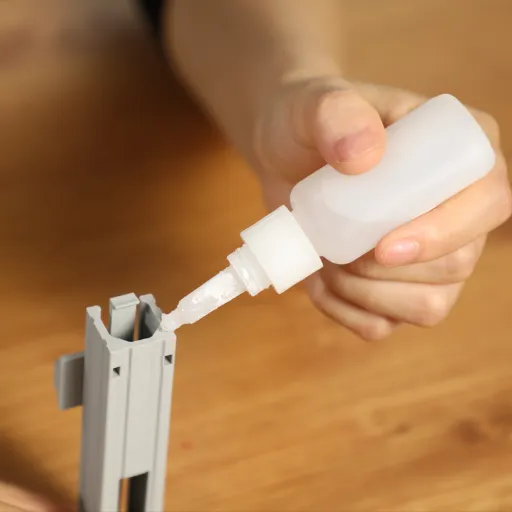 Types of Epoxy Glue for Plastic